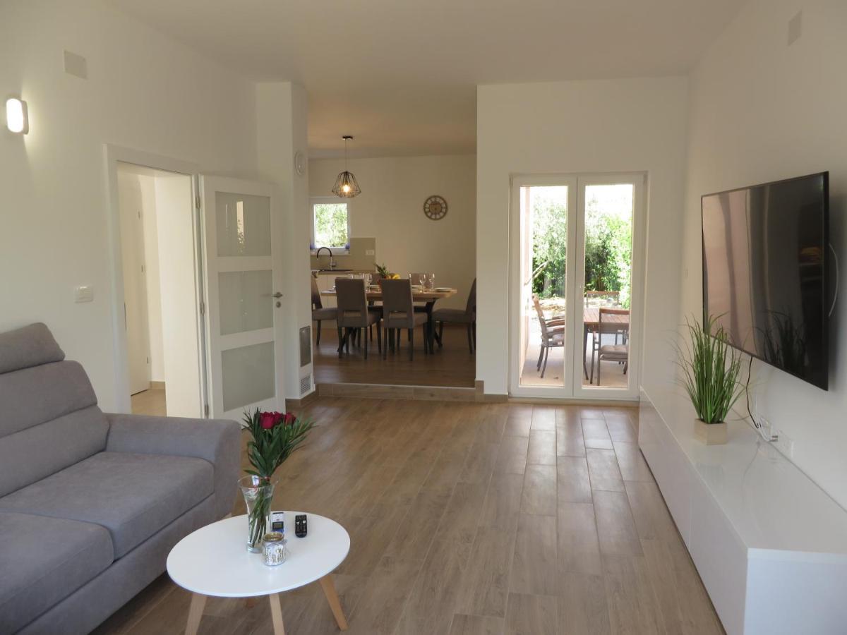 M&L Holliday Home بيوغْغاد نا موغو المظهر الخارجي الصورة